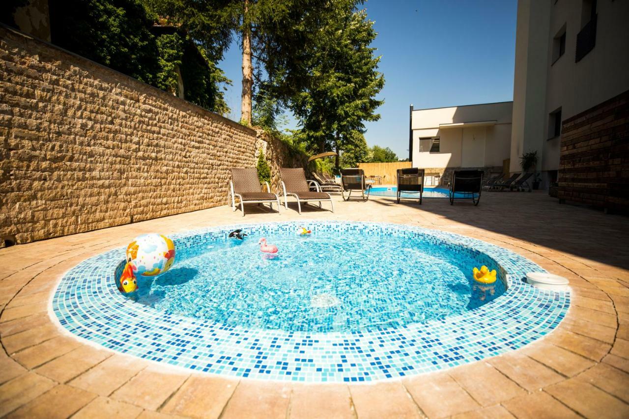 A Hoteli - Hotel Slatina Vrnjačka Banja Esterno foto
